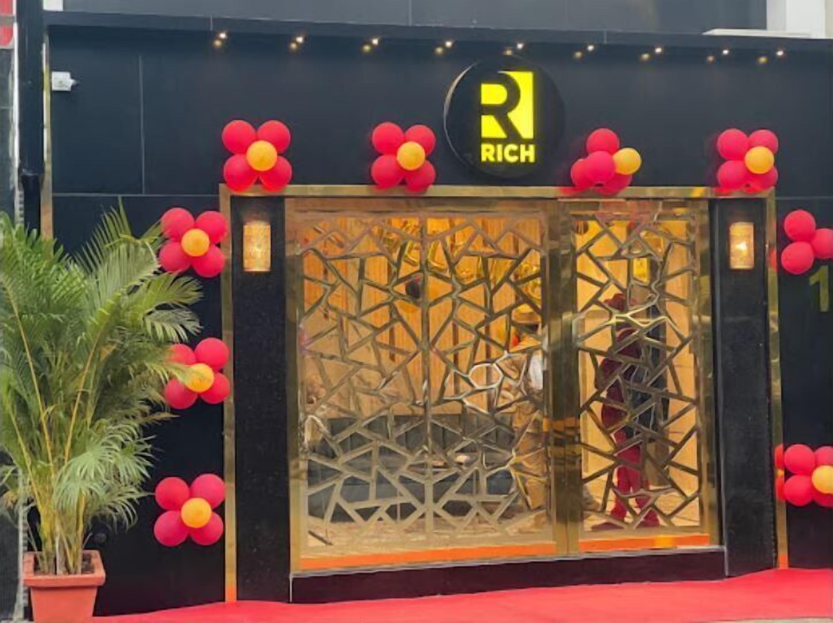 Rich Hotel Mumbai, Mumbai